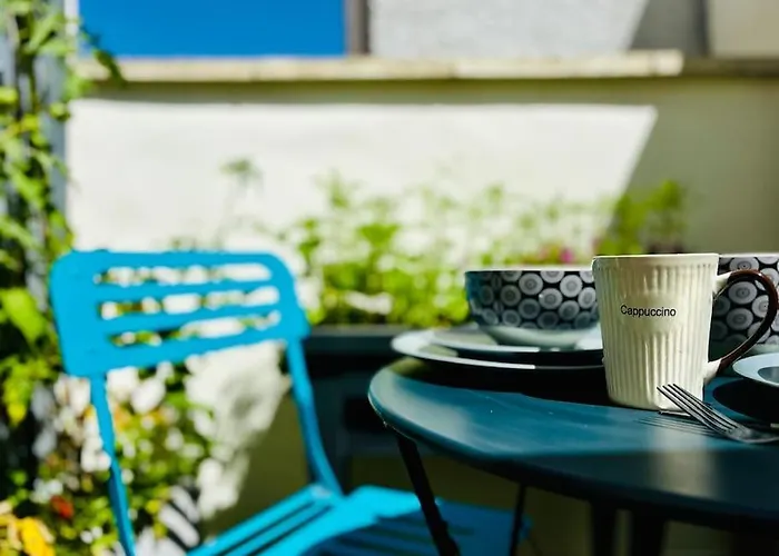 Rey - T2 Terrasse, Coeur De Ville